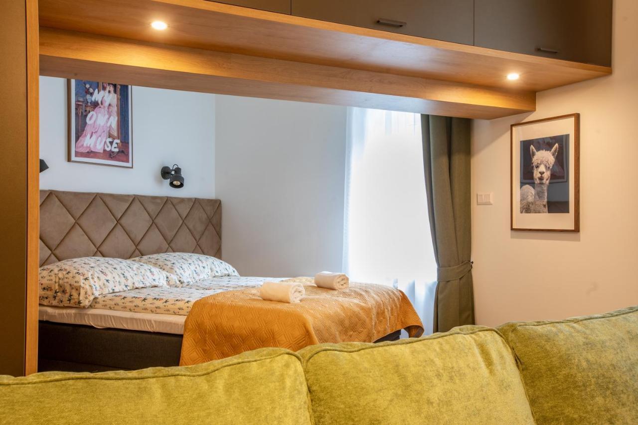 Borkapartman Szeged Buitenkant foto